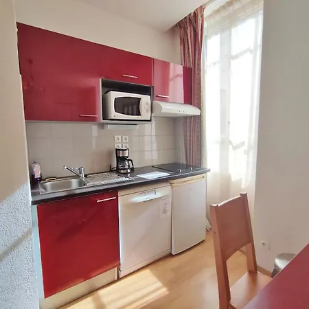 La Cardabelle, T2, Centre Luchon, Wifi, Casier A Ski, Ascenseur, 4 Personnes Bagnères-de-Luchon Exterior foto